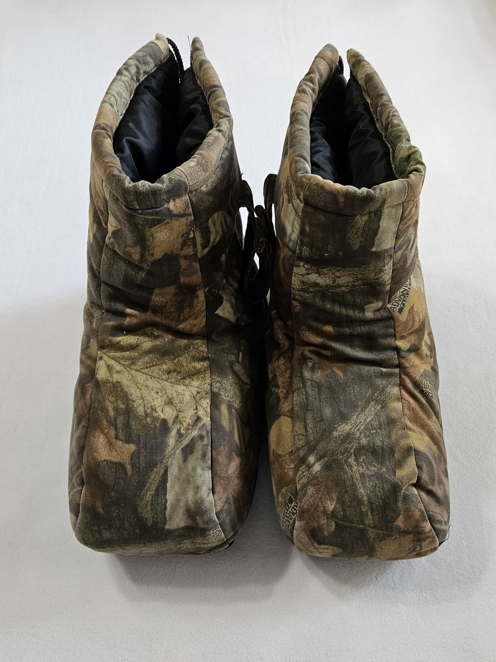 ICEBREAKER Brown Camo INSULATED BOOT COVERS MEDIUM BOOT BLANKET